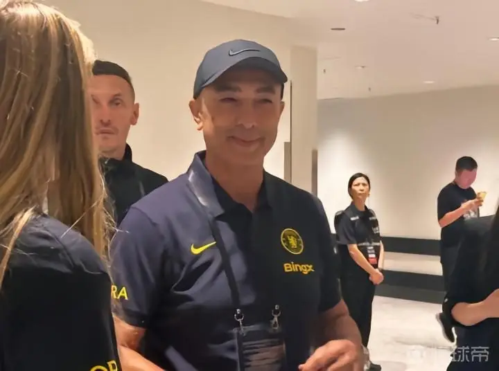 迪马特奥:球迷应给予阿隆索更多耐心;引进老将能稳定更衣室